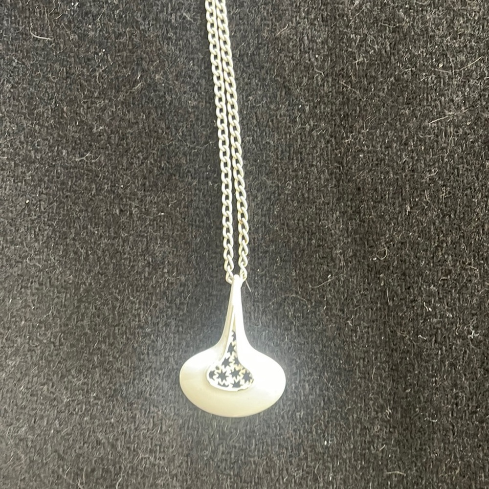 60s. Trifari necklace
